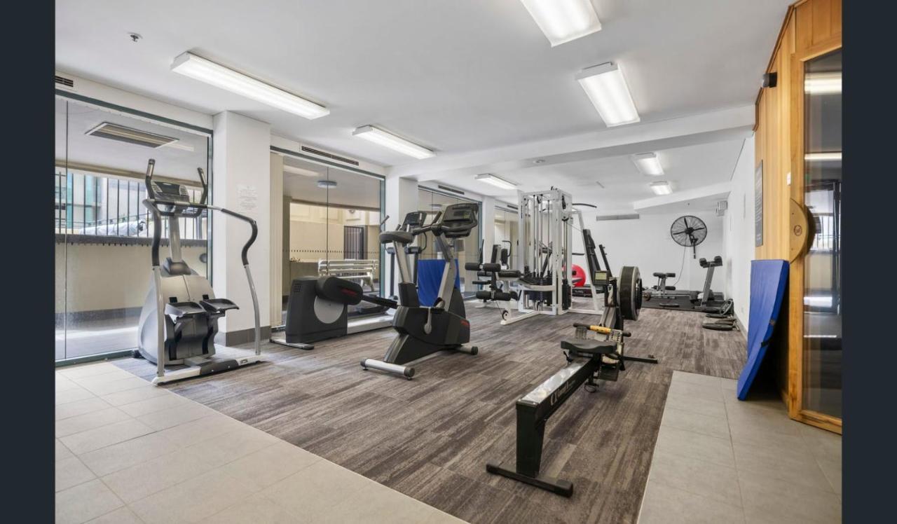 2 Bed 2 Bath Apartment In Braddon, Canberra - Pool, Gym And Free Parking Екстериор снимка